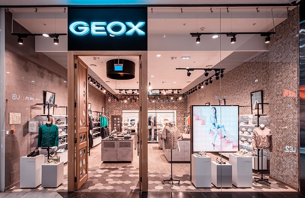 Geox - ТЦ МЕГА Ростов-на-Дону, Аксай