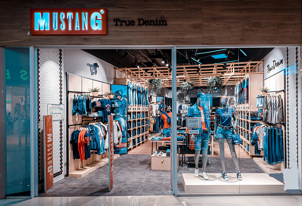 Mustang - ТК Красная Площадь, Анапа