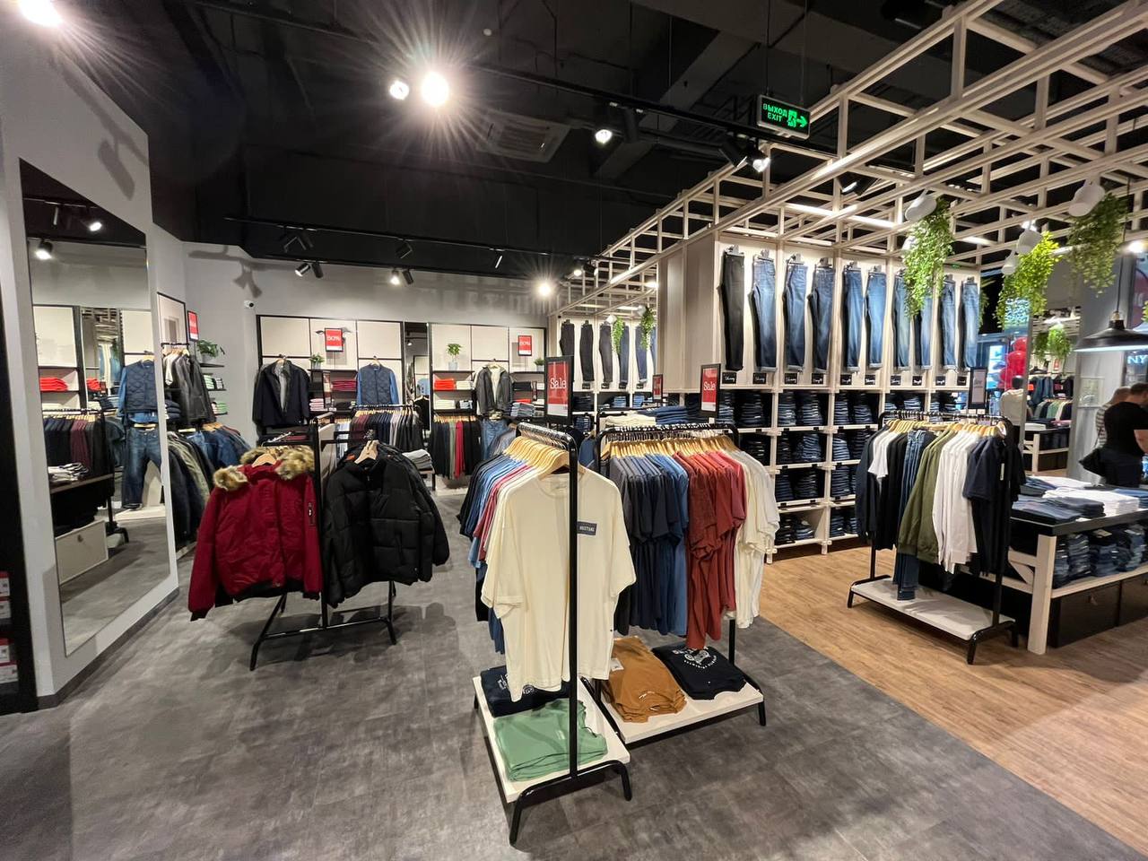 Mustang - ТЦ Центр Города, Краснодар