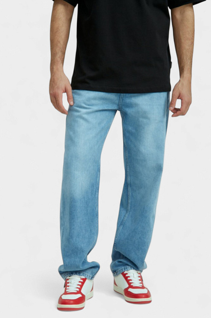 Джинсы STRAIGHT  Van Mich