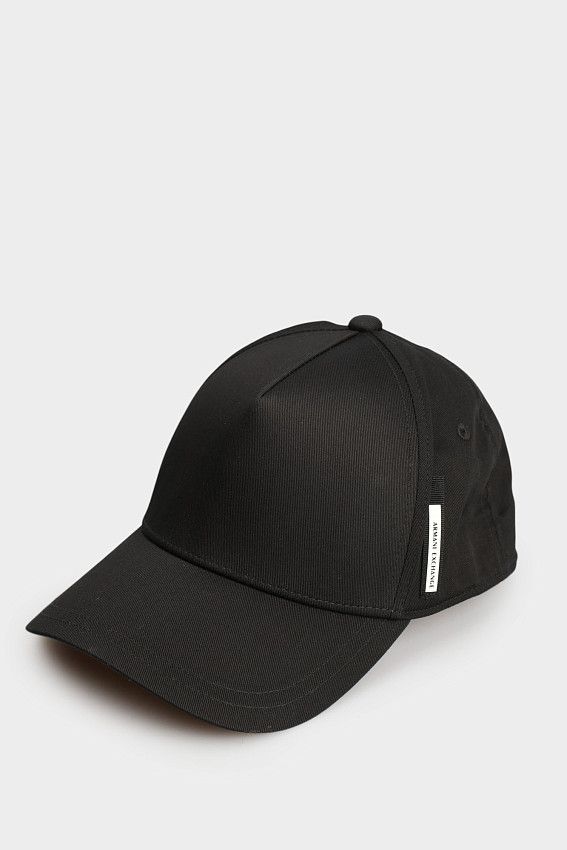 Кепка Armani Exchange Черный