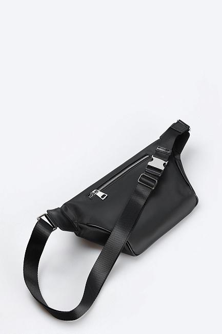 Сумка на пояс Karl Lagerfeld