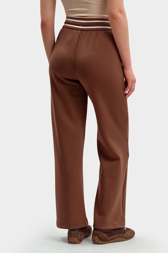 Брюки Armani Exchange Бежевый