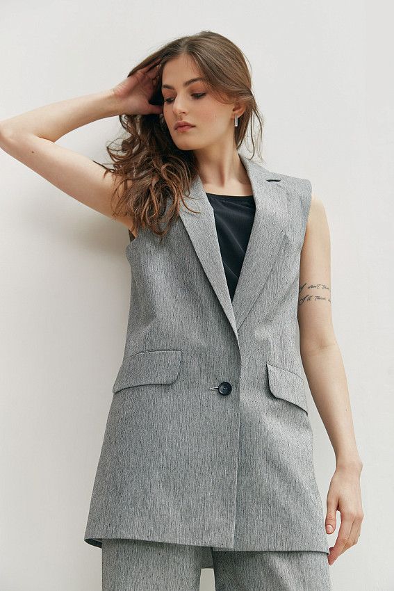 Жилет The Hills Серый