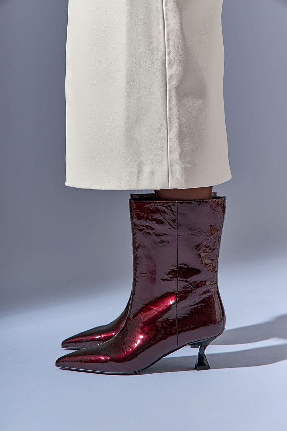 Ботильоны закрытые Red Pin