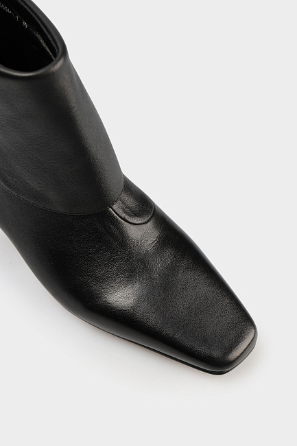 Ботильоны закрытые Red Pin