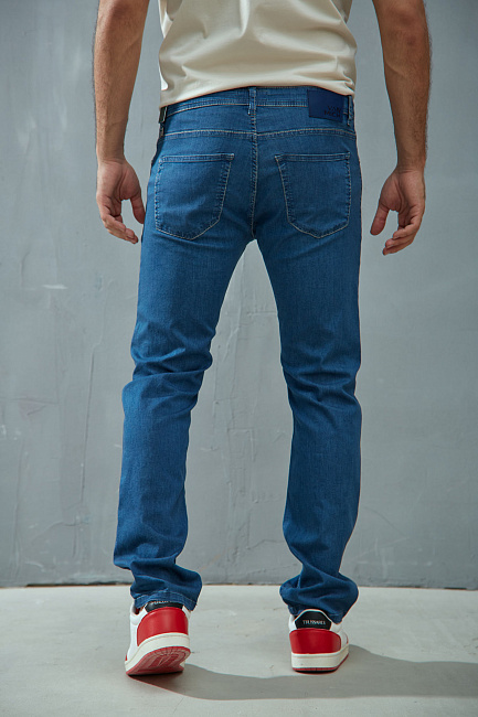 Джинсы REGULAR TAPER  Van Mich