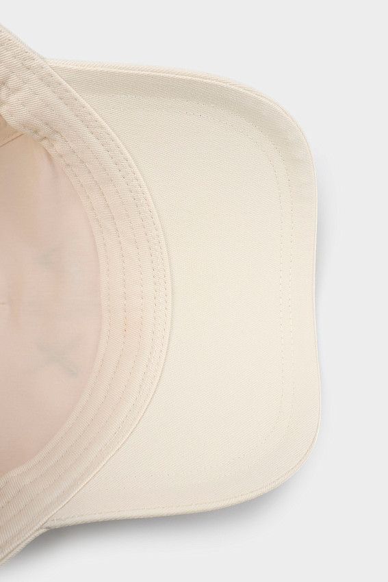 Кепка Armani Exchange Черный