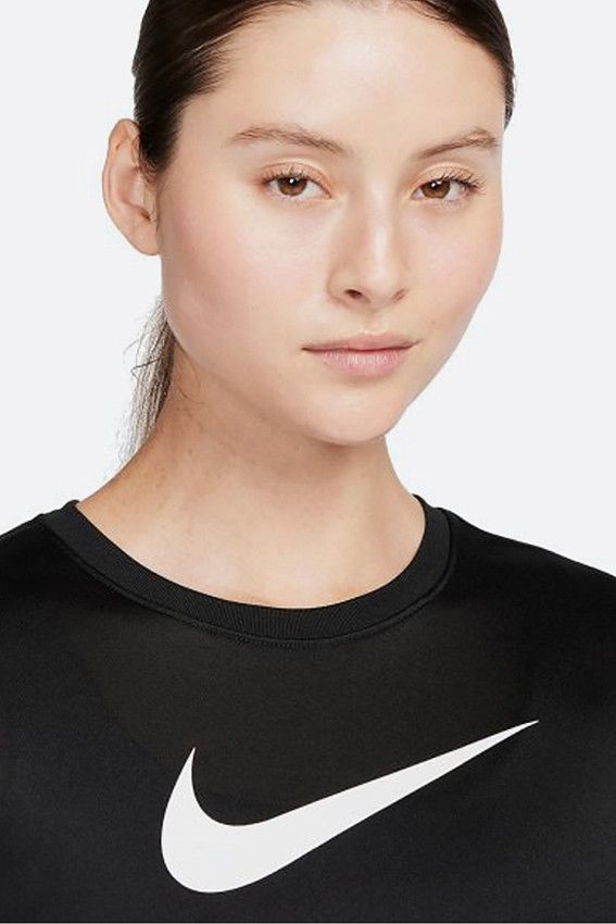 Футболка Nike Women's Dri-FIT Graphic