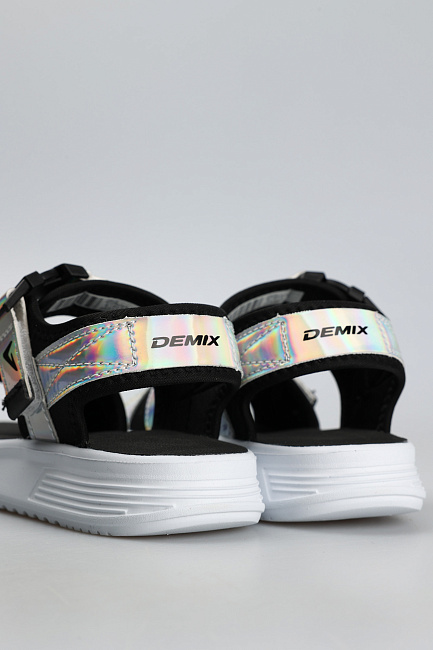 Сандалии Demix