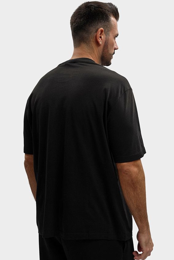 Футболка Armani Exchange Черный