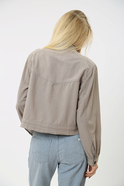 Ветровка Mustang