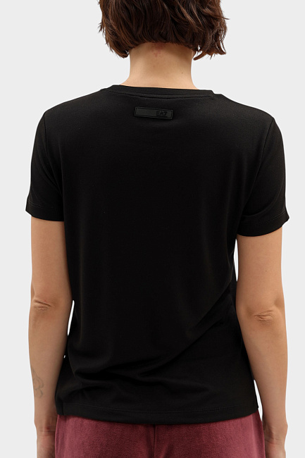 Футболка EA7