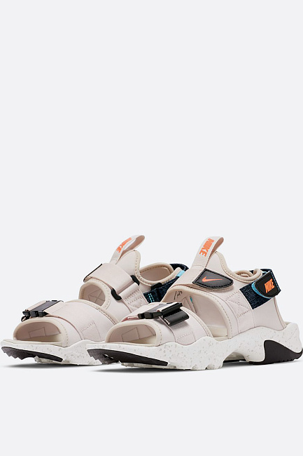Сандалии Nike