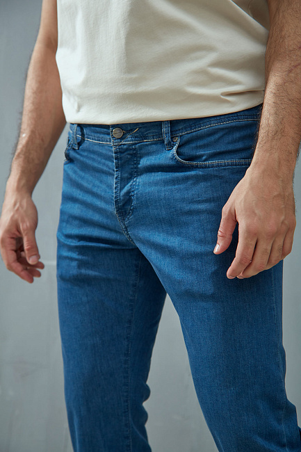 Джинсы REGULAR TAPER  Van Mich