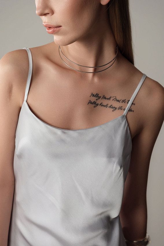 Платье The Hills Серебряный