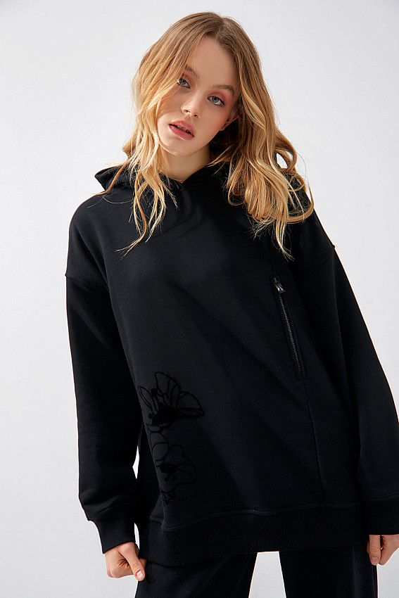 Худи The Hills Черный