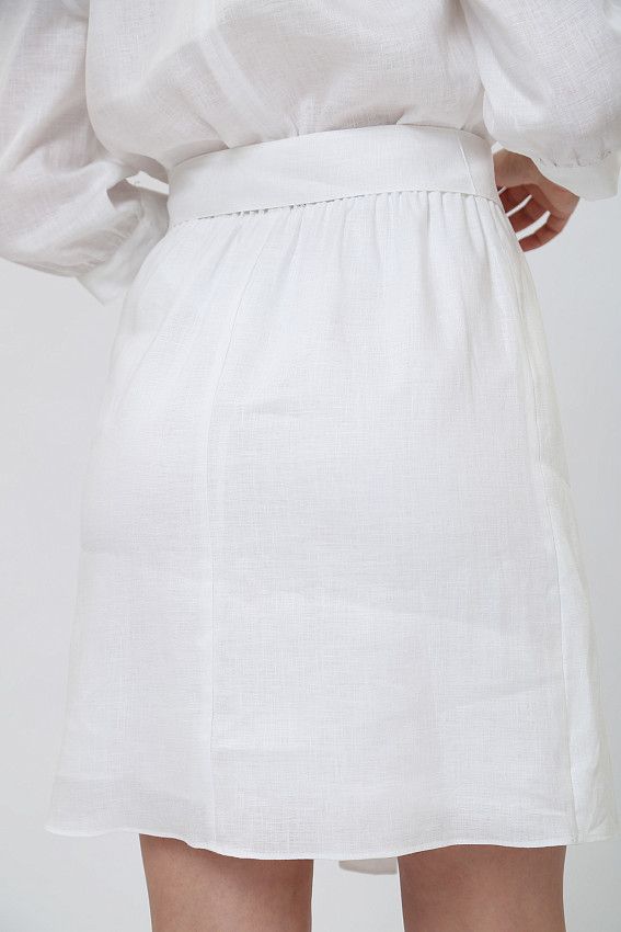 Платье Armani Exchange Белый