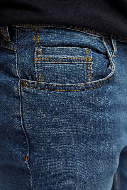 Джинсы Mustang