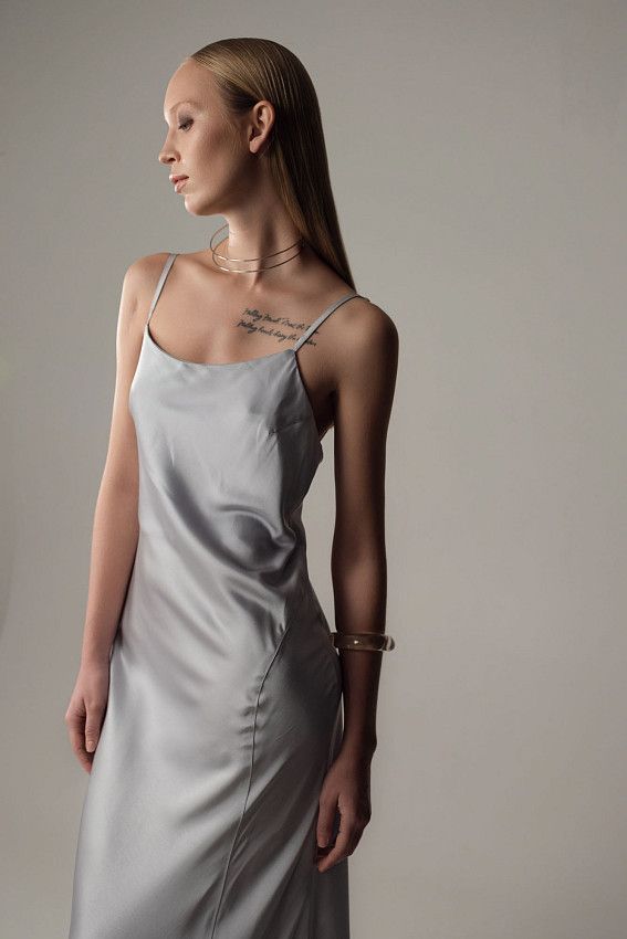 Платье The Hills Серебряный