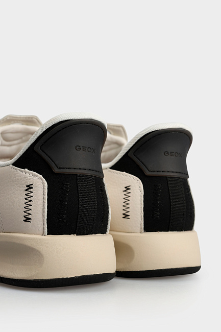 Кроссовки Geox