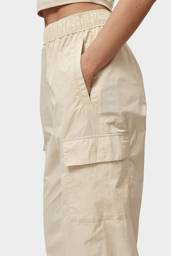 Брюки EA7 Молочный