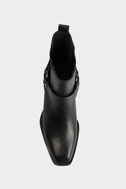 Челси Marc Cony