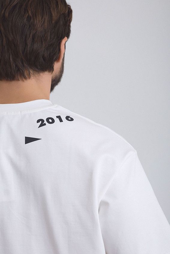 Футболка The Hills Молочный