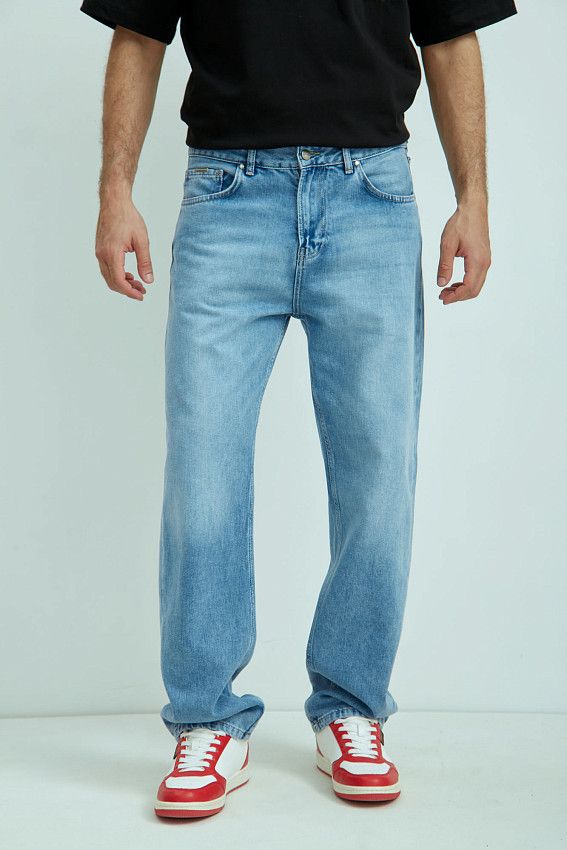 Джинсы STRAIGHT  Van Mich