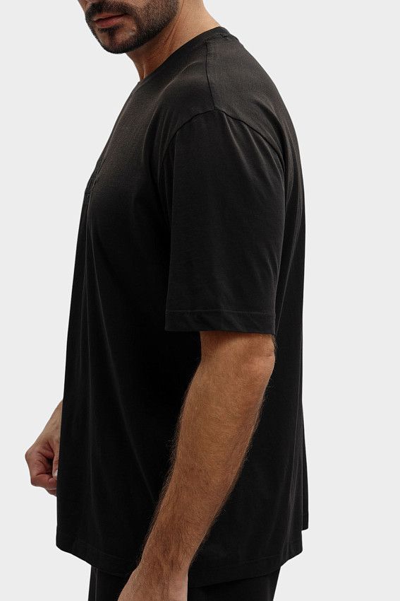 Футболка Armani Exchange Черный