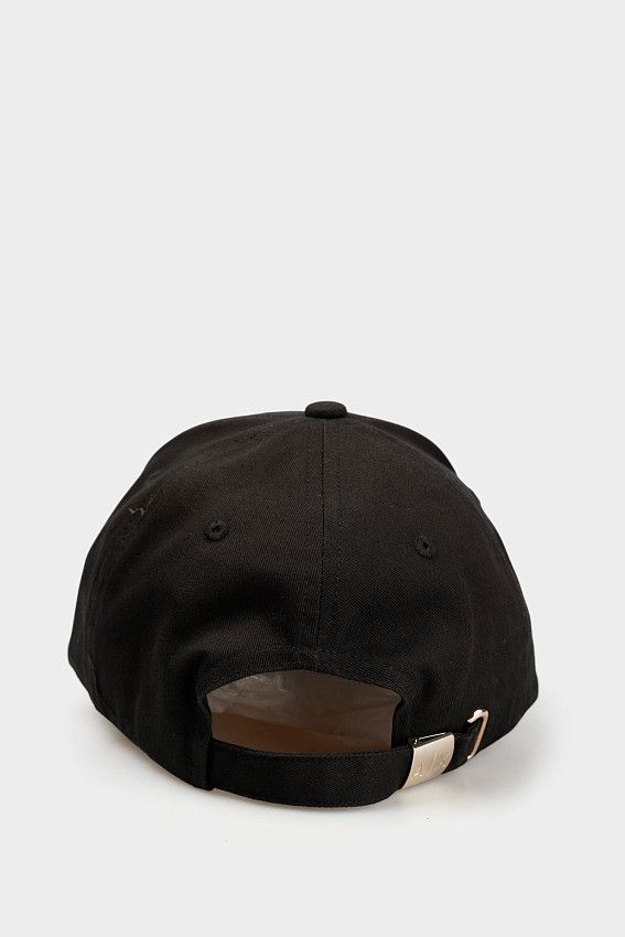 Кепка Armani Exchange Черный