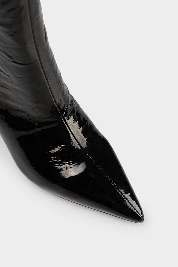 Ботильоны закрытые Red Pin