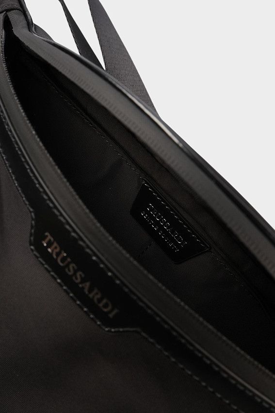 Сумка на пояс Trussardi Черный