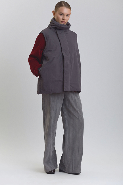 Жилет утеплённый The Hills