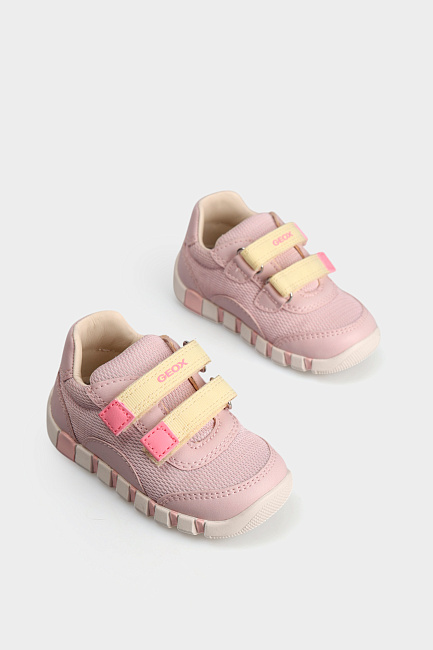 Кроссовки Geox