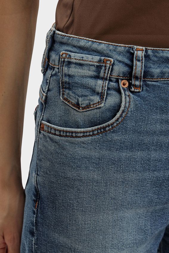 Джинсы Mustang