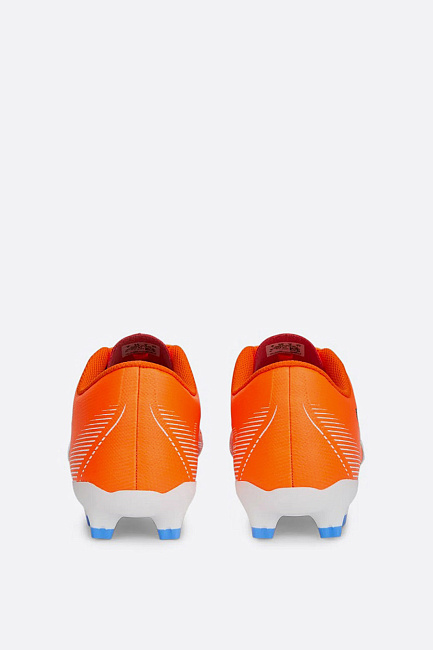 Футбольные бутсы Puma