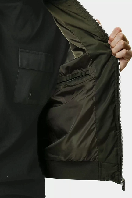 Бомбер Karl Lagerfeld