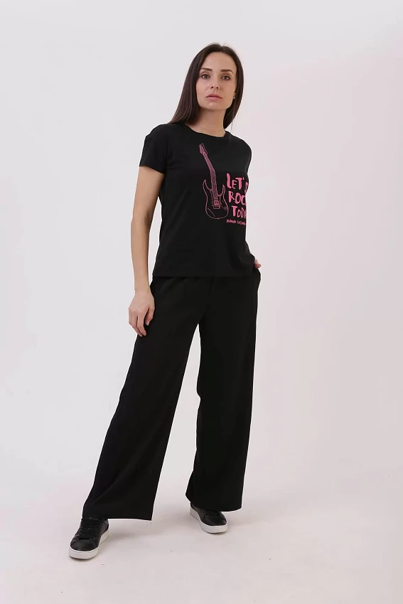 Футболка Armani Exchange Черный