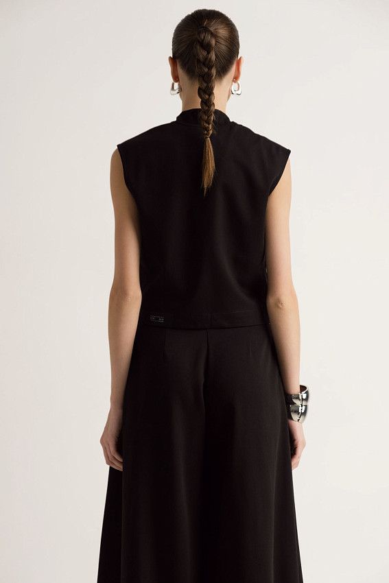 Жилет The Hills Черный