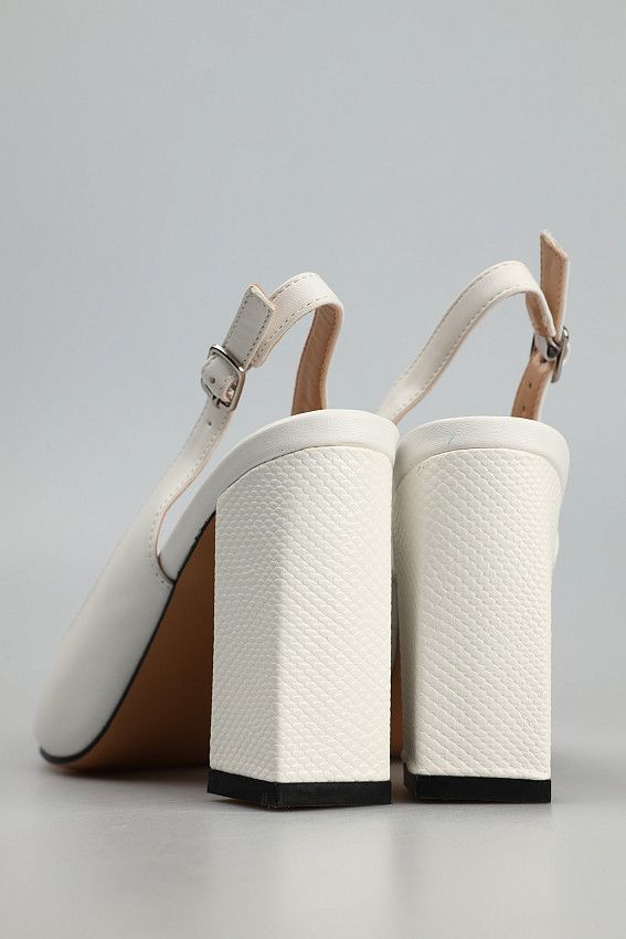 Босоножки на каблуке Rio fiore