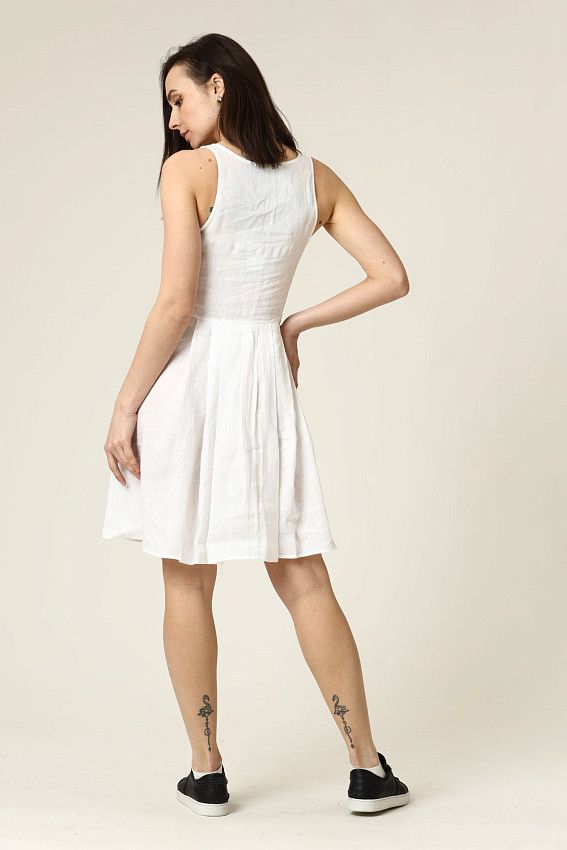 Платье Armani Exchange Белый