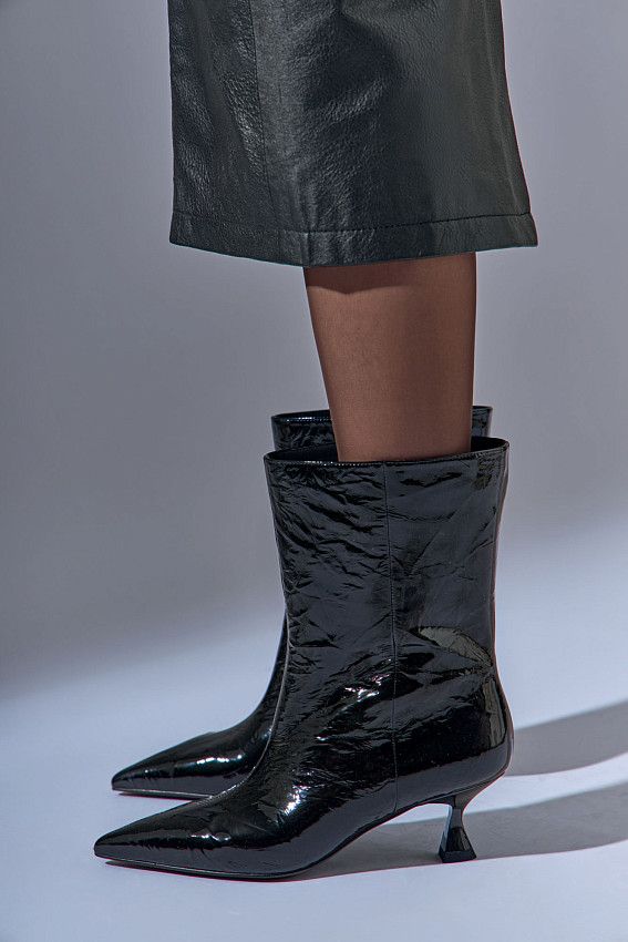 Ботильоны закрытые Red Pin