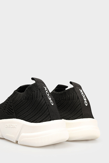 Кроссовки Geox
