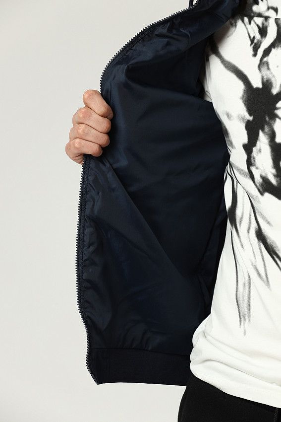 Ветровка Jack &amp; Jones Красный