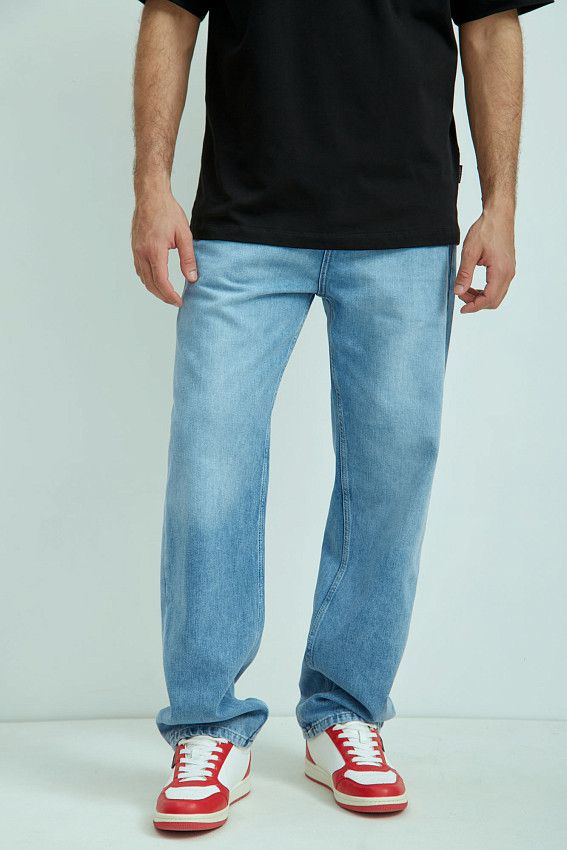 Джинсы STRAIGHT  Van Mich