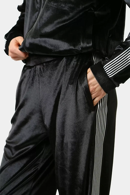 Костюм спортивный EA7