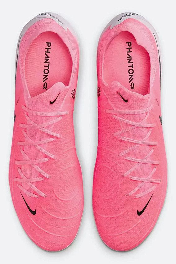 Футбольные бутсы Nike Розовый