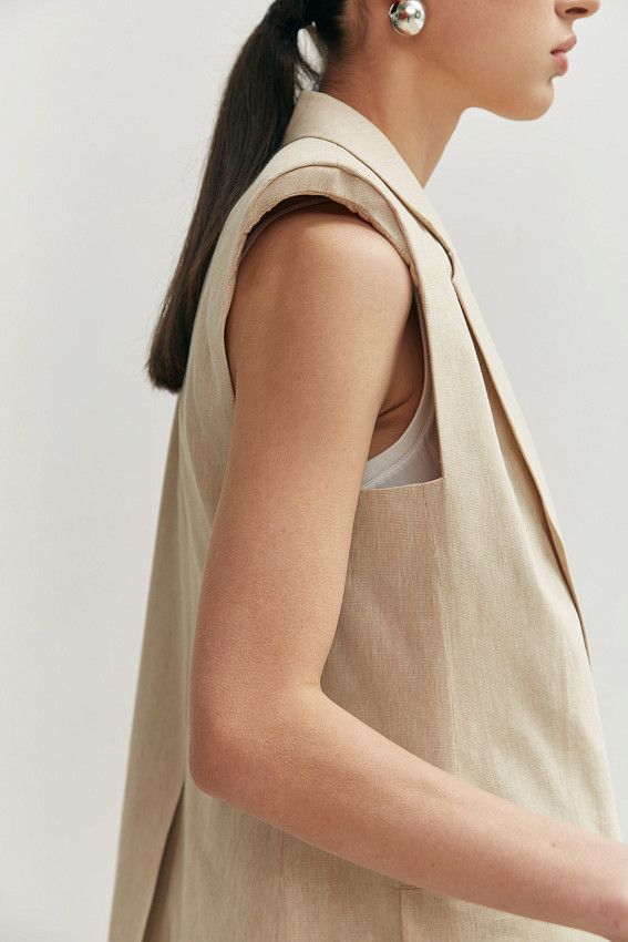 Жилет The Hills Бежевый