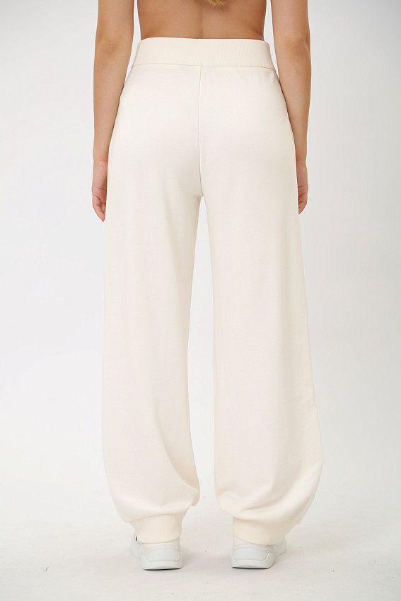 Брюки спортивные Armani Exchange Молочный